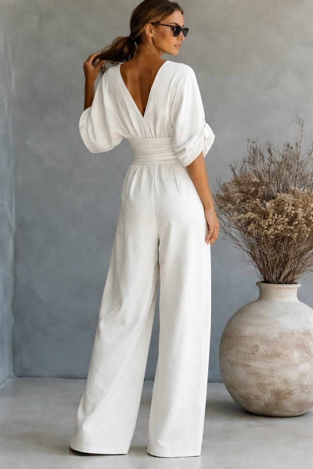 Sophie - Jumpsuit to Feel Comfortable and Polished on Your Day.