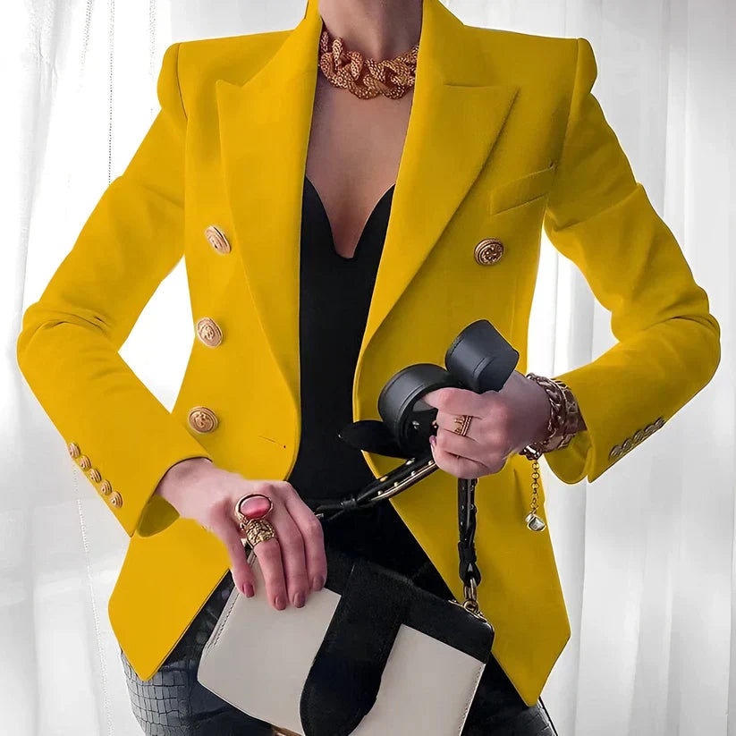 Adele – Timeless Elegance in a Feminine Blazer