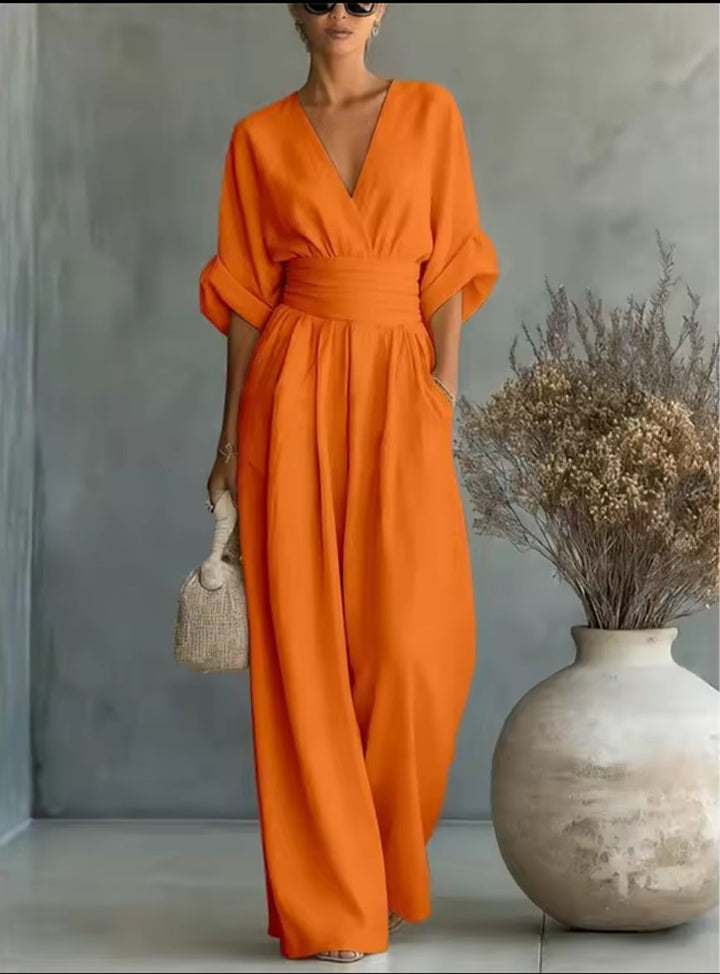 Sophie - Jumpsuit to Feel Comfortable and Polished on Your Day.