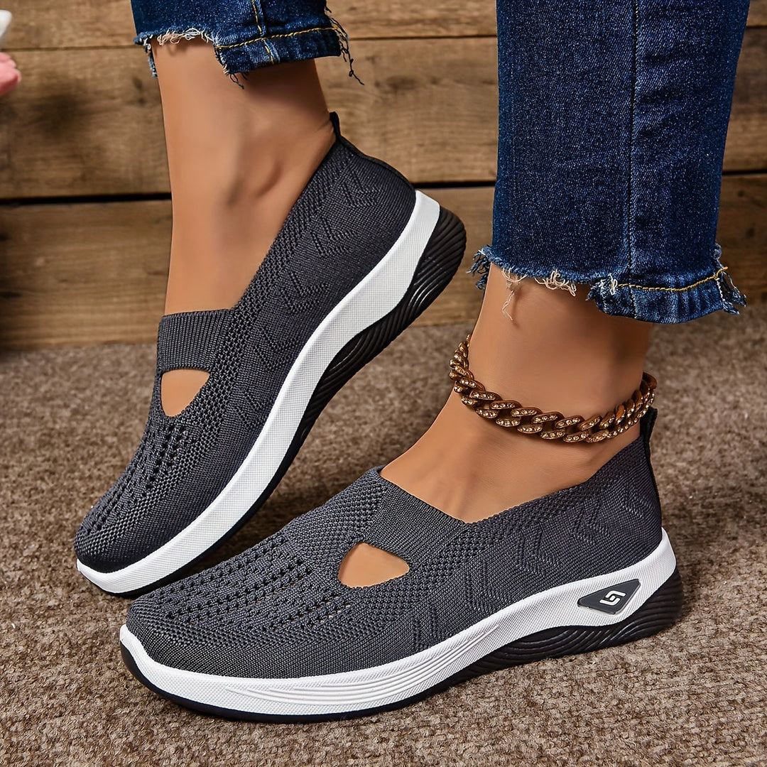 SOFT SOLE BREATHABLE ORTHOPEDIC SHOES